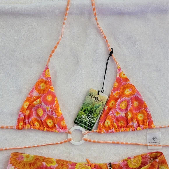 VDM The Label Reversible Bikini Top and Cinch Skirt Coverup Set - Picture 5 of 6